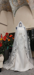 Wedding Dress - Art. Mermaid dress with a veil